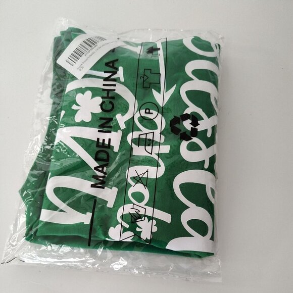 Beopjesk Green T-Shirt Women Size M St Patrick's Day Short Sleeve NEW IN PKG - Picture 9 of 10